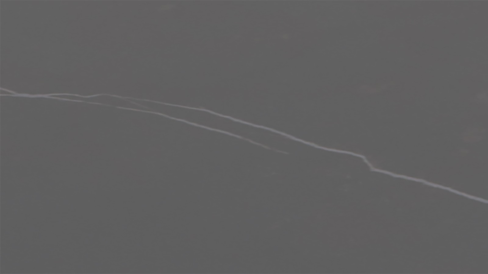 Krāsa: melnā marmora efekta porcelāna keramika