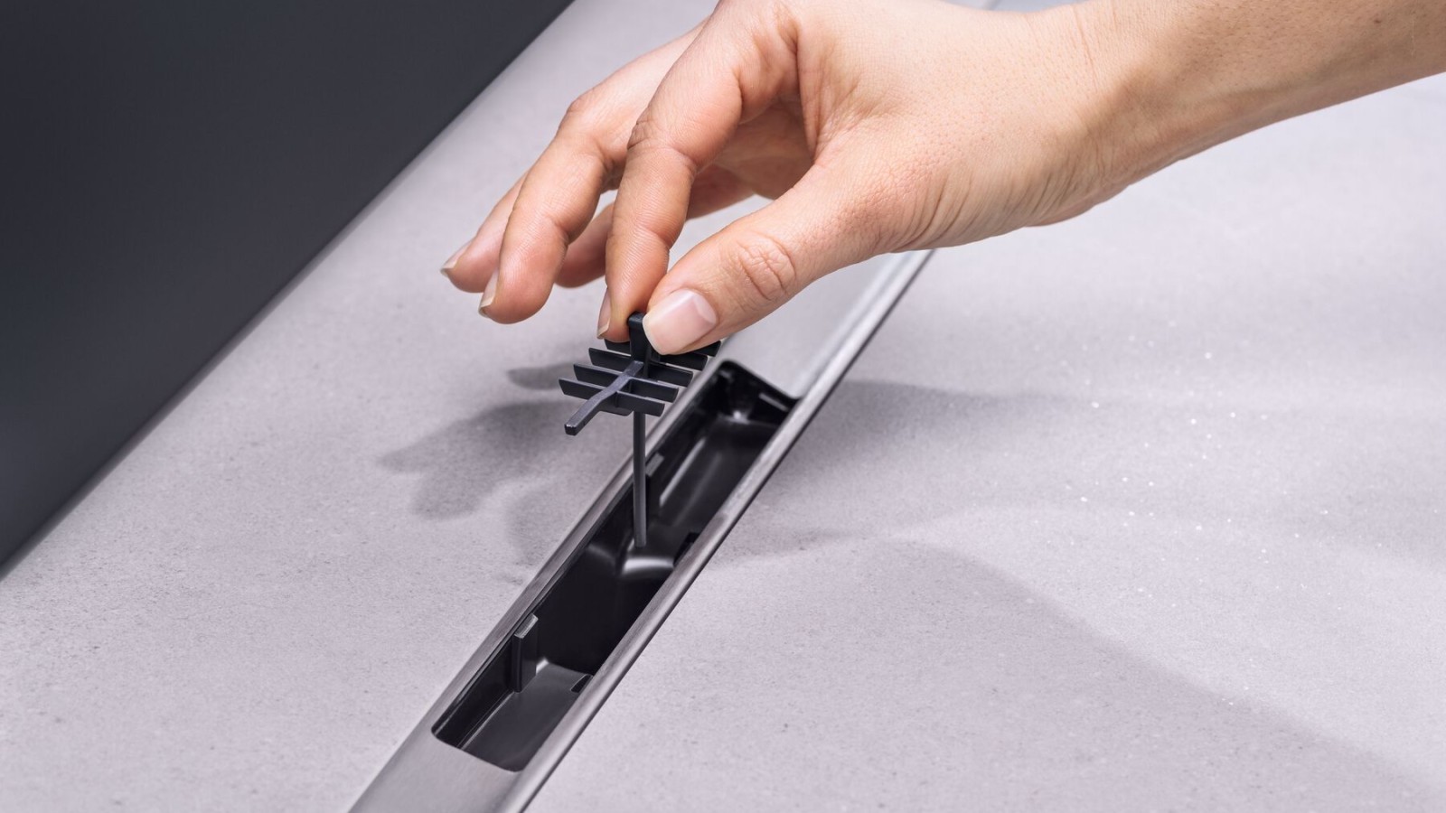 Ķemmes ieliktnis Geberit CleanLine50 dušas kanālā