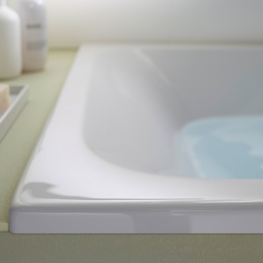 Tawa vanna izgatavota no sanitārā akrila