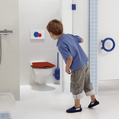 Geberit Bambini tualetes pods ar atsevišķu noskalošanas paneli