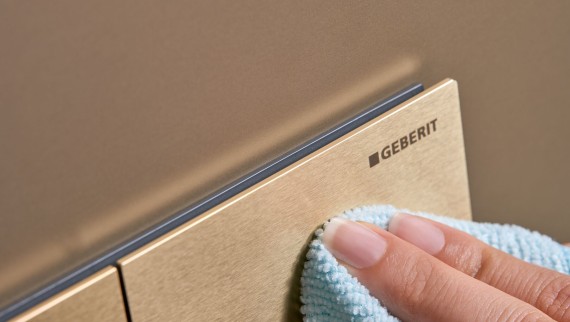 Geberit Sigma70 izpildmehānisma plāksne ar viegli tīrāmu virsmu Geberit Sigma70 izpildmehānisma plāksne ar viegli tīrāmu virsmu