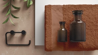 Vannas istaba modernā Peach Fuzz krāsā ar Geberit AquaClean Alba dušas tualeti