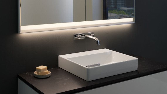 Geberit ONE spoguļskapis ar ComfortLight Geberit ONE spoguļskapis ar ComfortLight