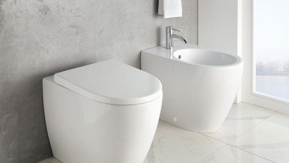 Geberit iCon tualetes poda un grīdas bidē kombinācija Geberit iCon tualetes poda un grīdas bidē kombinācija