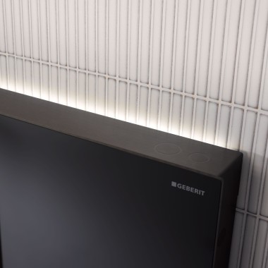 Orientācijas gaisma uz Geberit Monolith Plus melnā krāsā (© Geberit) Orientācijas gaisma uz Geberit Monolith Plus melnā krāsā (© Geberit)