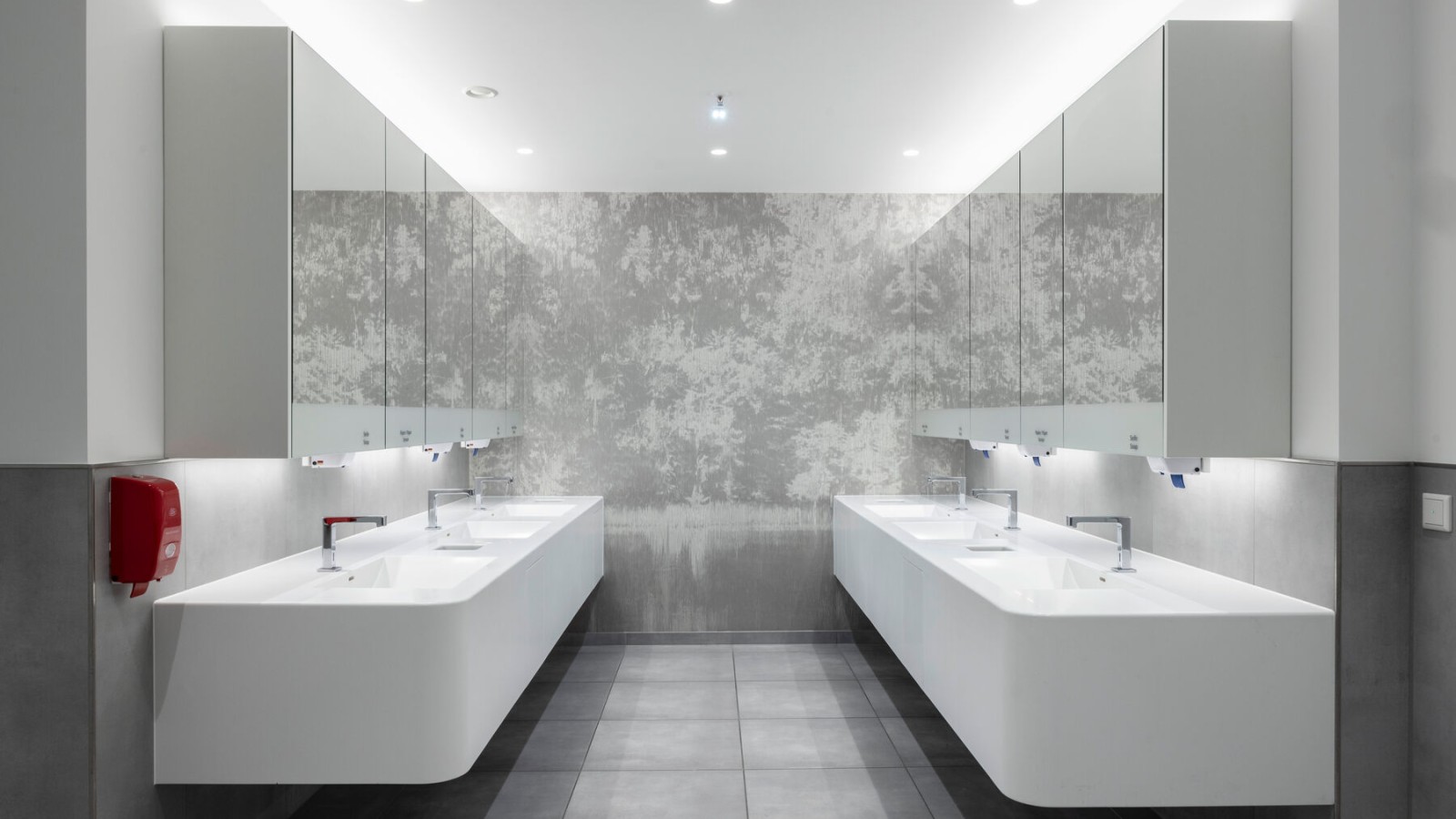 Tiešā strāva Geberit Brenta uz klāja uzstādītā krāna vadībai tiek nodrošināta ar GEBUS kabeli, izmantojot Geberit Gateway. Tiešā strāva Geberit Brenta uz klāja uzstādītā krāna vadībai tiek nodrošināta ar GEBUS kabeli, izmantojot Geberit Gateway.