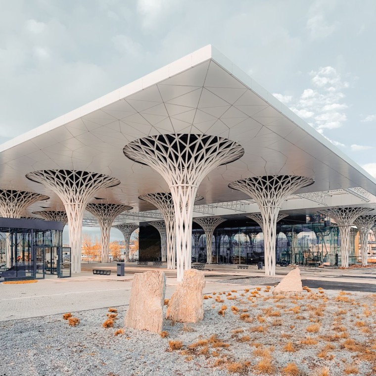 Lietus ūdens no jumta tiek izmantots arī tualetēm (© Alek Małchowski) Lietus ūdens no jumta tiek izmantots arī tualetēm (© Alek Małchowski)