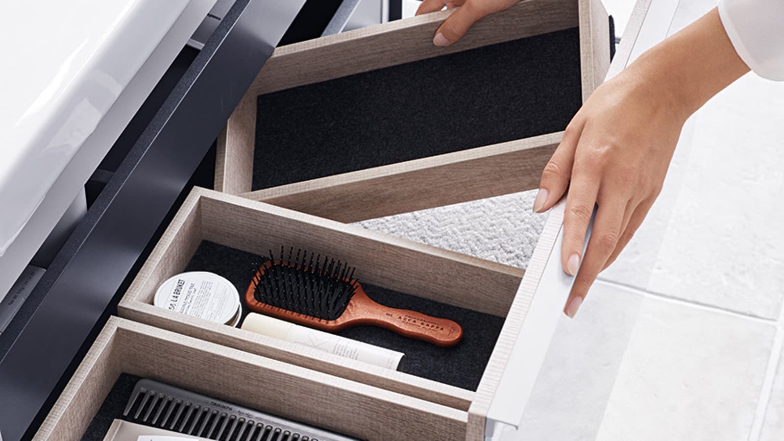 Geberit Acanto izlietnes skapītis Geberit Acanto izlietnes skapītis